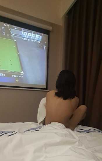 17岁的大奶嫩妹